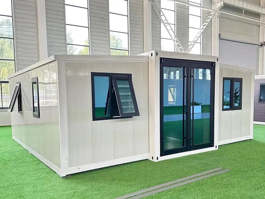 Expandable Container House