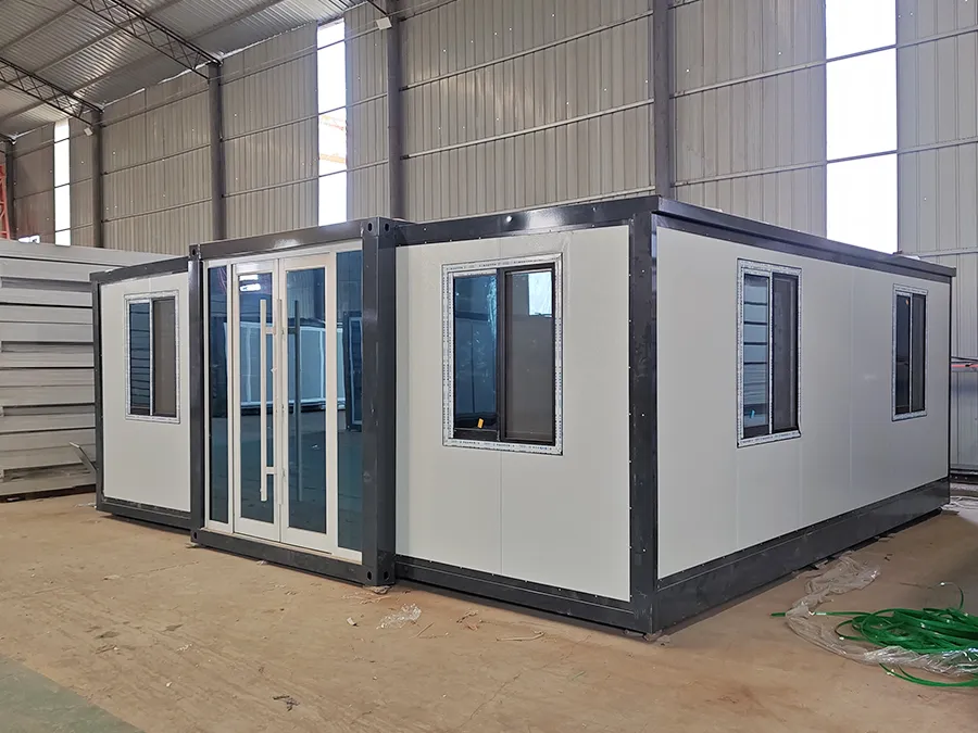 Expandable Container House