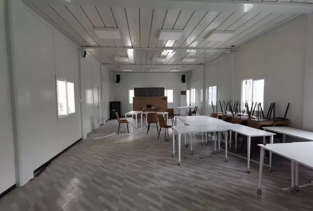 Container House for Dinner